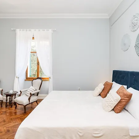 Historic Luxe Apartmán Zadar