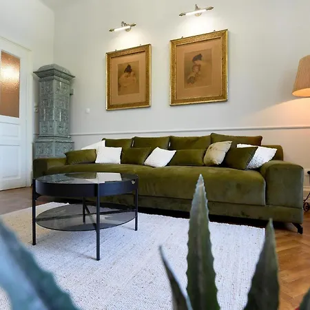 Historic Luxe Appartamento Zara